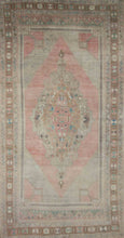 Load image into Gallery viewer, Vintage Wool Anatolian Oriental Area Rug 6x9 One of a Kind