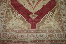 Load image into Gallery viewer, Medallion Anatolian Turkish Area Rug 3x5 One of a Kind