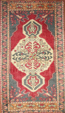 Load image into Gallery viewer, "anatolian rugs" "oushak rugs" "vintage anatolian rug" "oriental rugs" "carpet"