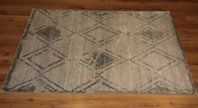 Load image into Gallery viewer, Contemporary Abstract Area Rug 4x6 One of a Kind
