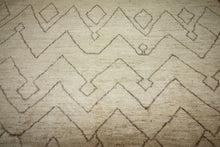 Load image into Gallery viewer, Handmade Wool Moroccan Oriental Area Rug 8x10 One of a Kind
