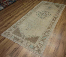 Load image into Gallery viewer, Hand-Knotted Anatolian Turkish Wool Rug 6x9 One of a Kind
