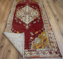 Load image into Gallery viewer, &quot;anatolian rugs&quot; &quot;oushak rugs&quot; &quot;vintage anatolian rug&quot; &quot;oriental rugs&quot; &quot;carpet&quot;
