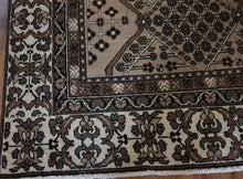 Load image into Gallery viewer, vintage rugs, persian rugs, antique rugs, vintage rugs charlotte, mashad rugs
