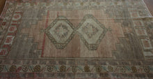 Load image into Gallery viewer, &quot;anatolian rugs&quot; &quot;oushak rugs&quot; &quot;vintage anatolian rug&quot; &quot;oriental rugs&quot; &quot;carpet&quot;
