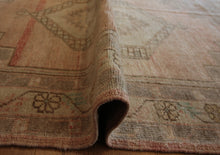 Load image into Gallery viewer, &quot;anatolian rugs&quot; &quot;oushak rugs&quot; &quot;vintage anatolian rug&quot; &quot;oriental rugs&quot; &quot;carpet&quot;
