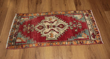 Load image into Gallery viewer, &quot;anatolian rugs&quot; &quot;oushak rugs&quot; &quot;vintage anatolian rug&quot; &quot;oriental rugs&quot; &quot;carpet&quot;
