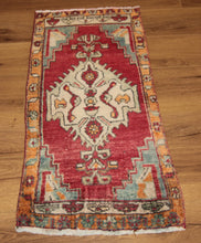 Load image into Gallery viewer, &quot;anatolian rugs&quot; &quot;oushak rugs&quot; &quot;vintage anatolian rug&quot; &quot;oriental rugs&quot; &quot;carpet&quot;
