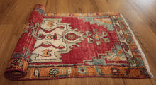 Load image into Gallery viewer, &quot;anatolian rugs&quot; &quot;oushak rugs&quot; &quot;vintage anatolian rug&quot; &quot;oriental rugs&quot; &quot;carpet&quot;
