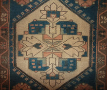 Load image into Gallery viewer, &quot;anatolian rugs&quot; &quot;oushak rugs&quot; &quot;vintage anatolian rug&quot; &quot;oriental rugs&quot; &quot;carpet
