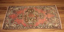 Load image into Gallery viewer, &quot;anatolian rugs&quot; &quot;oushak rugs&quot; &quot;vintage anatolian rug&quot; &quot;oriental rugs&quot; &quot;carpet&quot;
