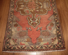 Load image into Gallery viewer, &quot;anatolian rugs&quot; &quot;oushak rugs&quot; &quot;vintage anatolian rug&quot; &quot;oriental rugs&quot; &quot;carpet&quot;
