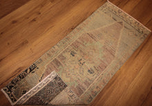 Load image into Gallery viewer, &quot;anatolian rugs for sale&quot; &quot;oushak rugs&quot; &quot;vintage anatolian rug&quot; &quot;oriental rugs&quot; &quot;carpet&quot;
