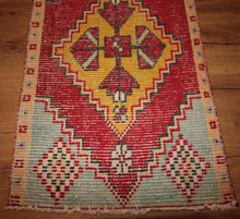 Load image into Gallery viewer, &quot;anatolian rugs&quot; &quot;oushak rugs&quot; &quot;vintage anatolian rug&quot; &quot;oriental rugs&quot; &quot;carpet&quot;
