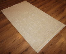 Load image into Gallery viewer, wool&amp;silk, oriental rugs, persian rugs, unique rugs, hand knotted rugs
