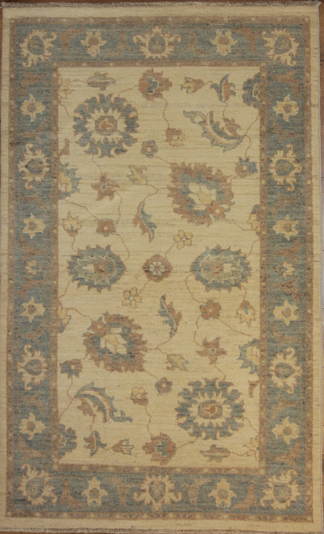 Oushak rugs, chobi rugs, peashawar rugs