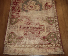 Load image into Gallery viewer, &quot;anatolian rugs&quot; &quot;oushak rugs&quot; &quot;vintage anatolian rug&quot; &quot;oriental rugs&quot; &quot;carpet&quot;
