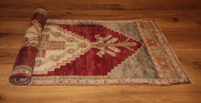 Load image into Gallery viewer, &quot;anatolian rugs&quot; &quot;oushak rugs&quot; &quot;vintage anatolian rug&quot; &quot;oriental rugs&quot; &quot;carpet&quot;
