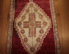 Load image into Gallery viewer, &quot;anatolian rugs&quot; &quot;oushak rugs&quot; &quot;vintage anatolian rug&quot; &quot;oriental rugs&quot; &quot;carpet&quot;
