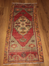 Load image into Gallery viewer, &quot;anatolian rugs&quot; &quot;oushak rugs&quot; &quot;vintage anatolian rug&quot; &quot;oriental rugs&quot; &quot;carpet&quot;
