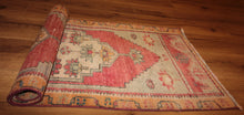 Load image into Gallery viewer, &quot;anatolian rugs&quot; &quot;oushak rugs&quot; &quot;vintage anatolian rug&quot; &quot;oriental rugs&quot; &quot;carpet&quot;
