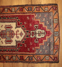 Load image into Gallery viewer, Hand-Knotted Anatolian Wool Turkish Rug 2x3 One of a Kind
